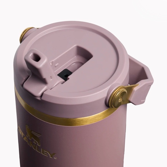 The IceFlow Flip Straw Tumbler | 30 OZ limited edition Cashmere - Picture 3 of 3